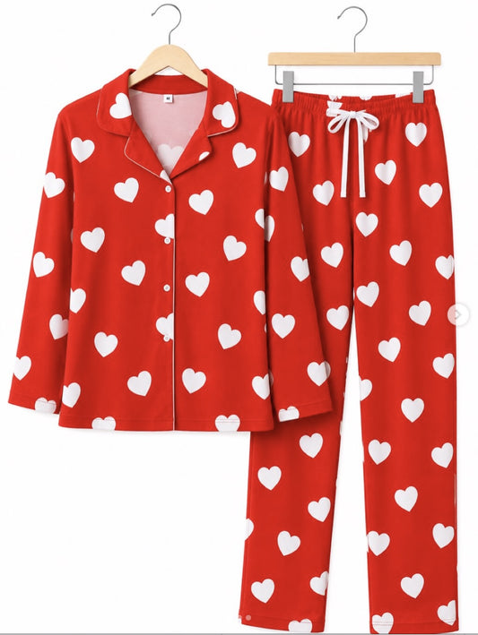 Kalp Desenli Kırmızı Düğmeli Pijama Takımı